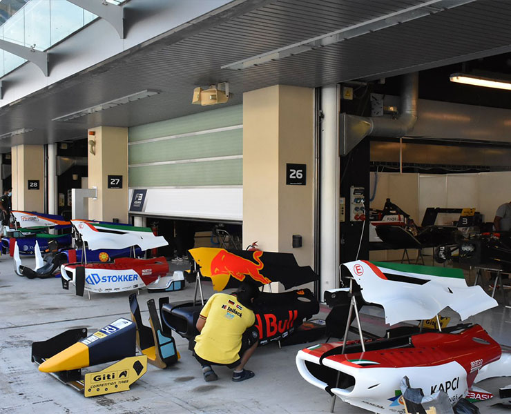 Vehicle Branding in Abu Dhabi