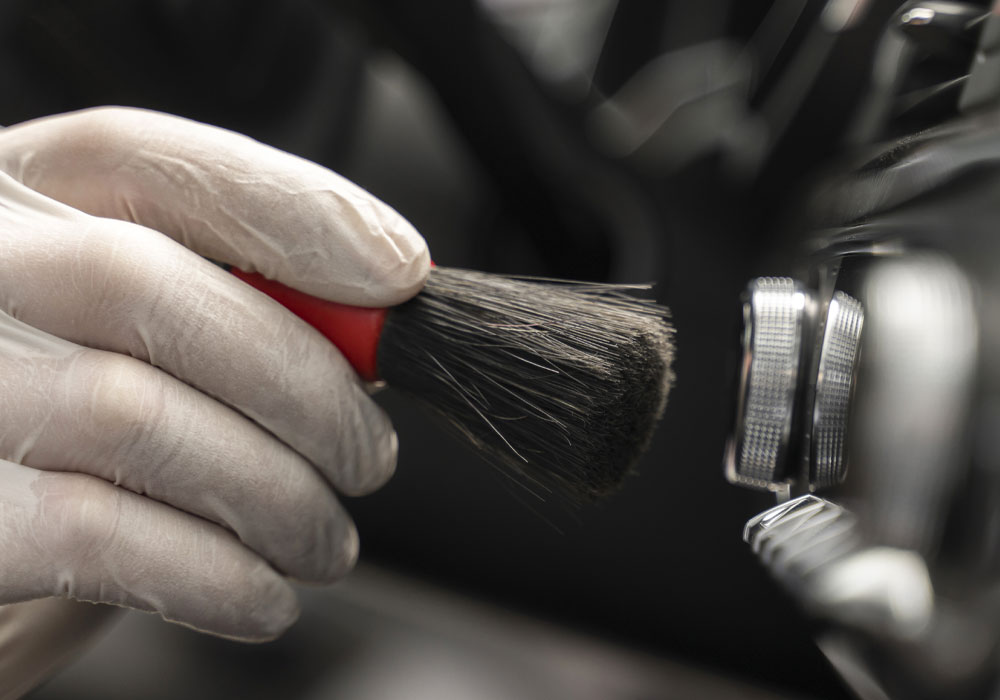 Car polish in Abu Dhabi