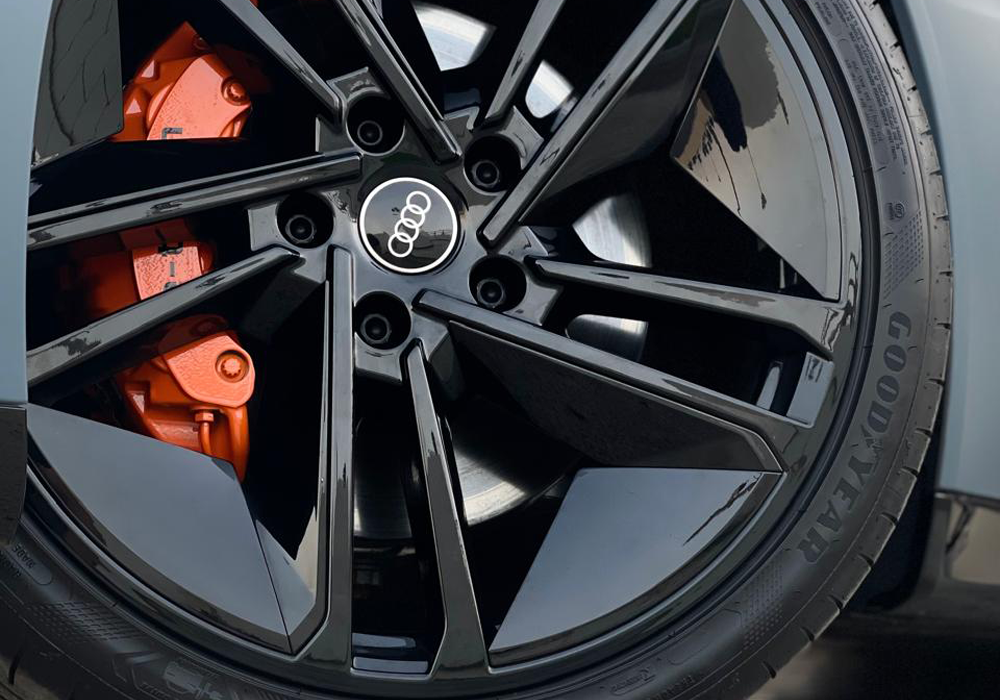 Abu Dhabi Rims and Calipers Painting services